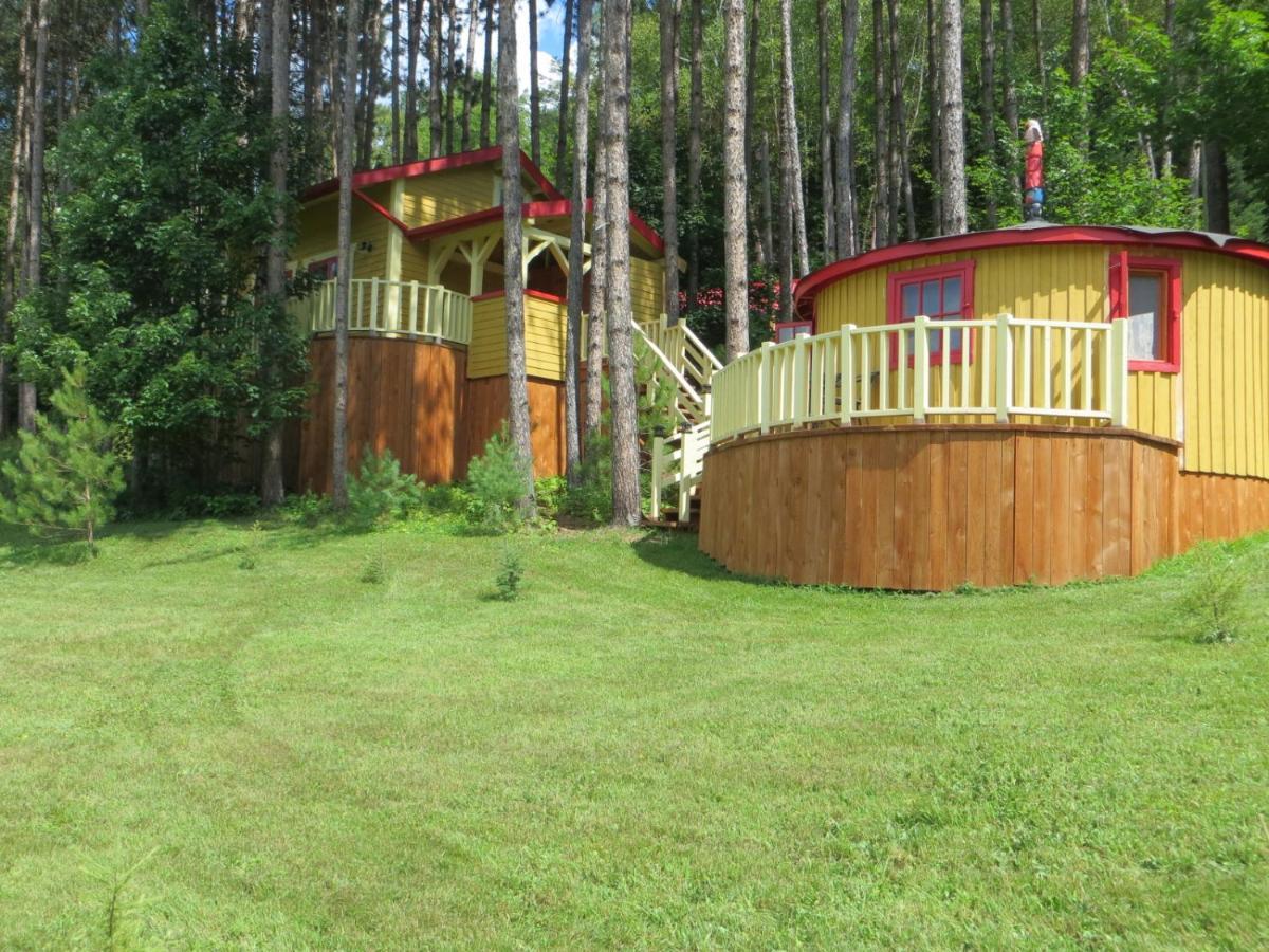 La Maison Sous Les Arbres Saint Roch de Mekinac Экстерьер фото