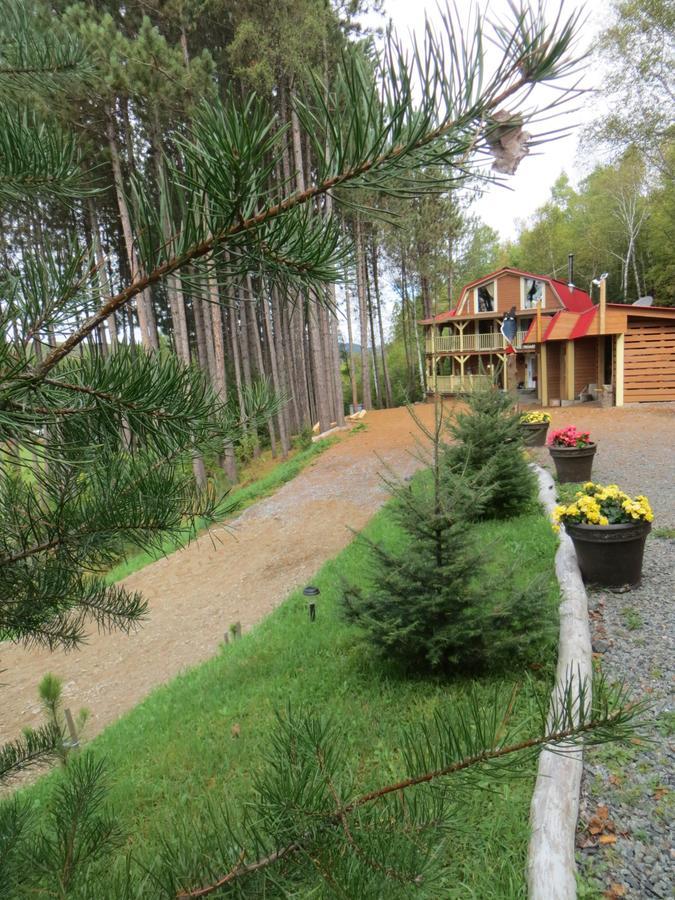 La Maison Sous Les Arbres Saint Roch de Mekinac Экстерьер фото
