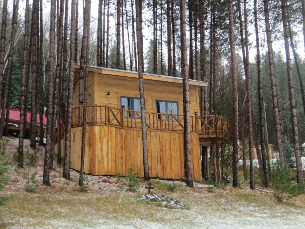 La Maison Sous Les Arbres Saint Roch de Mekinac Экстерьер фото